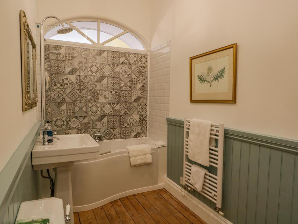 Danes Court Villa Bowland Bridge Екстериор снимка
